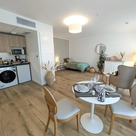 Hotel apartamentowy De Proche De Chelles (Seine-et-Marne)
